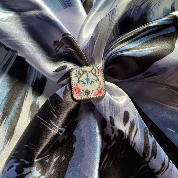 Western scarf slide,scarf slide bling concho, wild rag slides, husky Dog lover - Picture 2 of 3